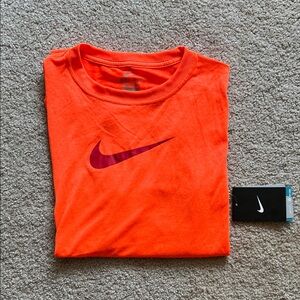 Nike Big boy dry-fit long sleeve T - size XL